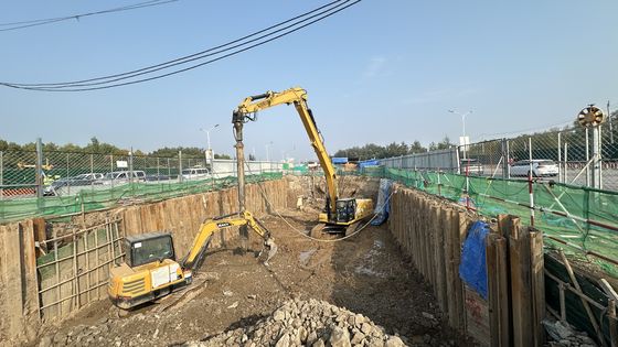 Hydraulic Vibroflot with 150Kw Power and High Compaction Efficiency for Soil Improvement ISO 9001 Certified